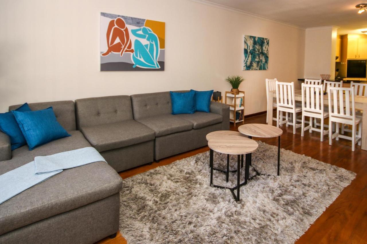 Holiday Home In Sea Point, Fresnaye Città del Capo Esterno foto