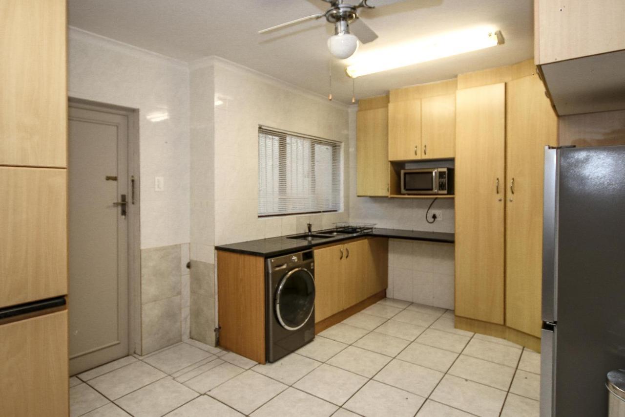 Holiday Home In Sea Point, Fresnaye Città del Capo Esterno foto