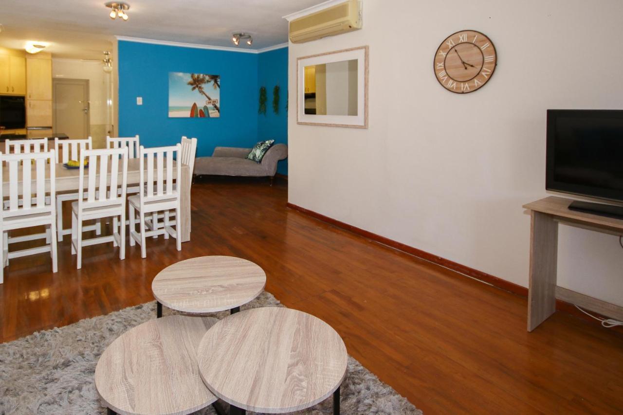 Holiday Home In Sea Point, Fresnaye Città del Capo Esterno foto